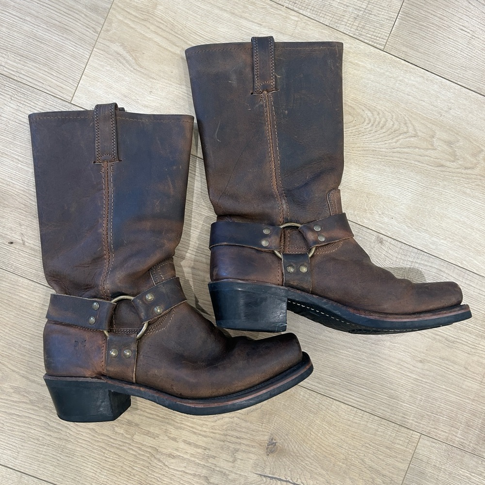 Frye Boots, brown, size 8 womens